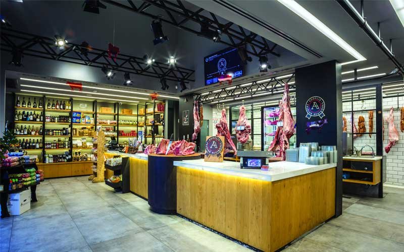 AGGELIS MEATWORKS PREMIUM is a spotless, modern Butcher’s Shop with trained staff to accommodate all your needs. Our famous veal is produced in Serres.