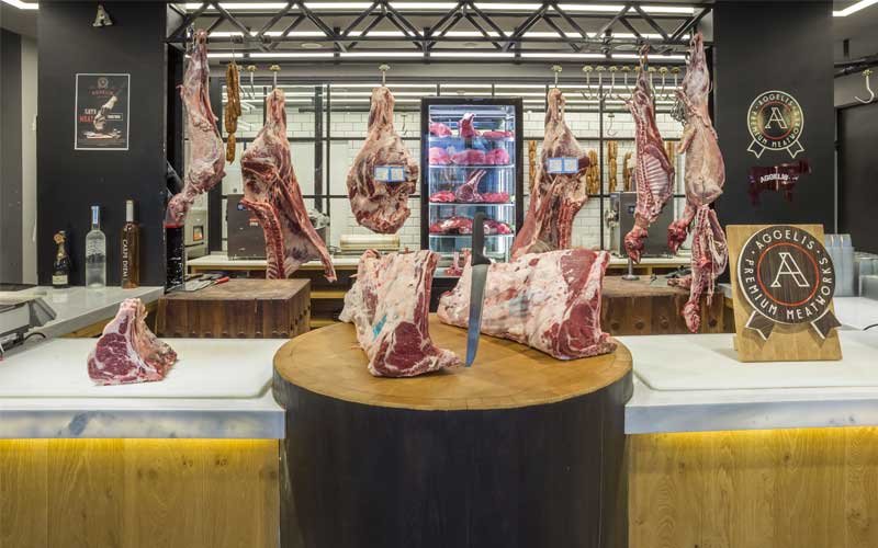 AGGELIS MEATWORKS PREMIUM is a spotless, modern Butcher’s Shop with trained staff to accommodate all your needs. Our famous veal is produced in Serres.