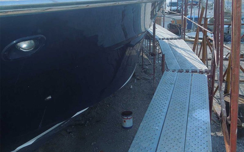 Deligiannis George is a company with many years of experience in placing scaffolding's in buildings, ships and all sorts of technical work.