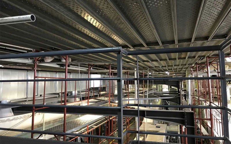 Deligiannis George is a company with many years of experience in placing scaffolding's in buildings, ships and all sorts of technical work.