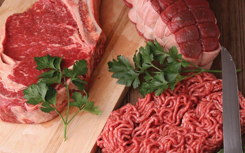Naxos Island is a point of reference for FARMA XRONA. Many trips and a lot of passion brought the long-term cooperation with producers on local meat.