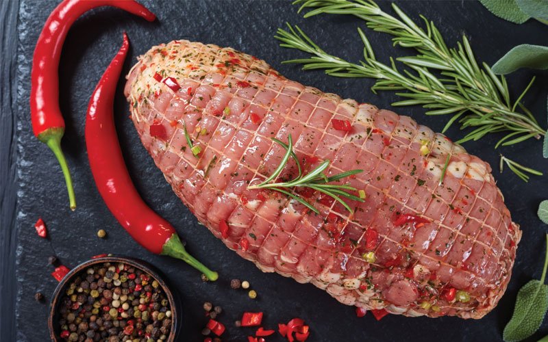 Naxos Island is a point of reference for FARMA XRONA. Many trips and a lot of passion brought the long-term cooperation with producers on local meat.