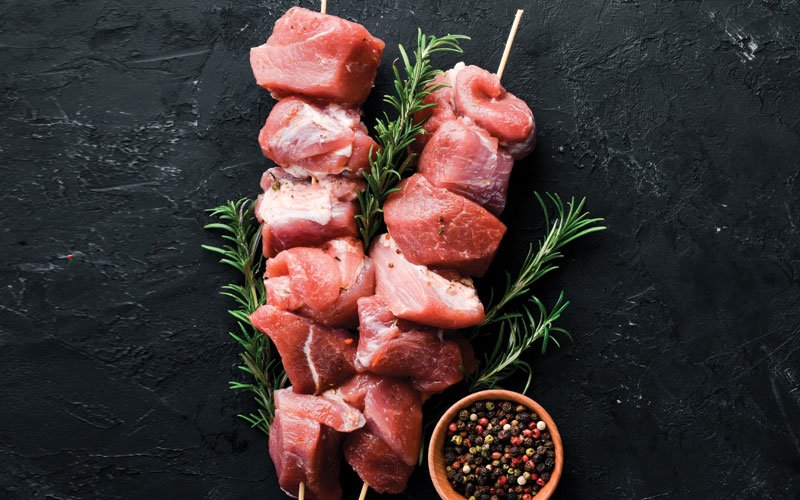 Naxos Island is a point of reference for FARMA XRONA. Many trips and a lot of passion brought the long-term cooperation with producers on local meat.