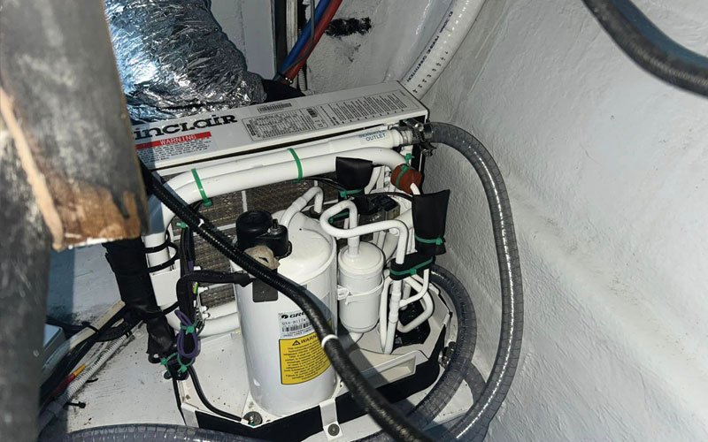 Yacht engine room equipment, marine air conditioning, refrigeration units, desalination systems, pumps, and technical installations by MARINAKIS Marine Services, experts in marine maintenance, repair, and system installation for luxury yachts.