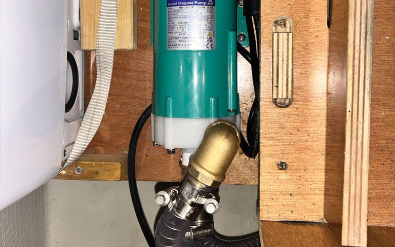 Yacht engine room equipment, marine air conditioning, refrigeration units, desalination systems, pumps, and technical installations by MARINAKIS Marine Services, experts in marine maintenance, repair, and system installation for luxury yachts.