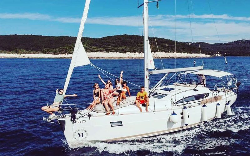 More Yacht Club works with yacht charter both with and without crew to tailor your needs. Welcome onboard our modern and well-equipped fleet!