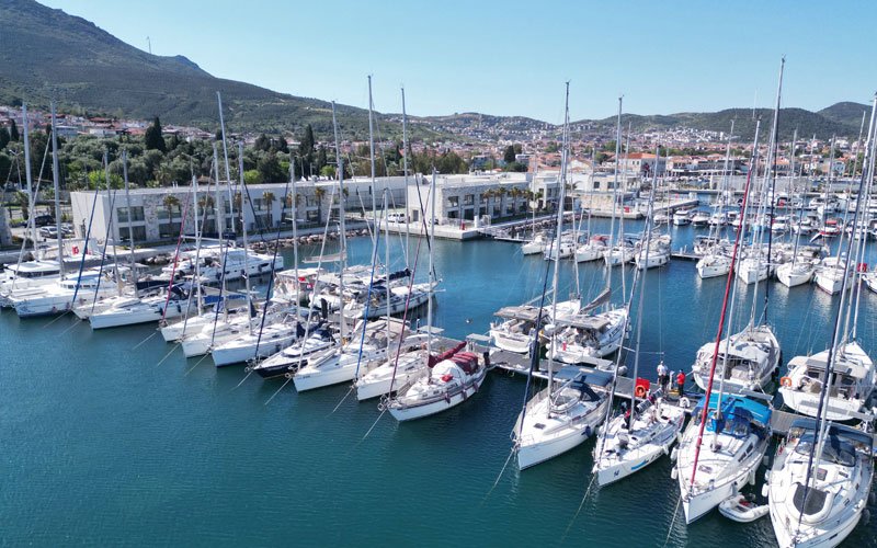 Oasis Marina Yeni Foca! Berths, yachts and buildings of Marina.