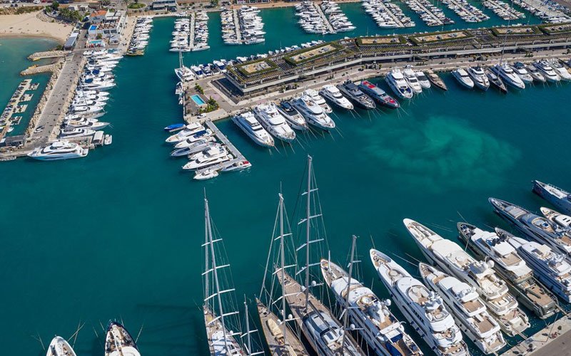 Luxury marina facilities managed by OCIBAR Group featuring superyachts, modern berths, waterfront promenades, and premium coastal infrastructure in top Mediterranean destinations.