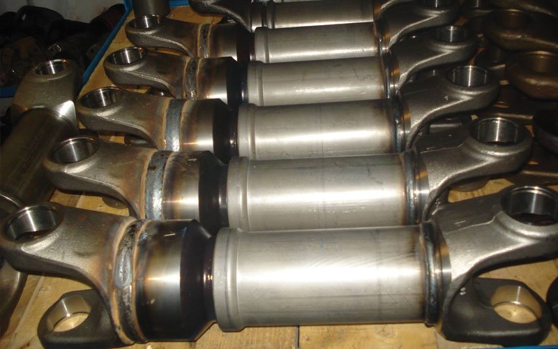 Precision-engineered drive shafts, machinery, and mechanical components at Proteus, supporting reliable balancing, alignment, and drivetrain performance across multiple industries.