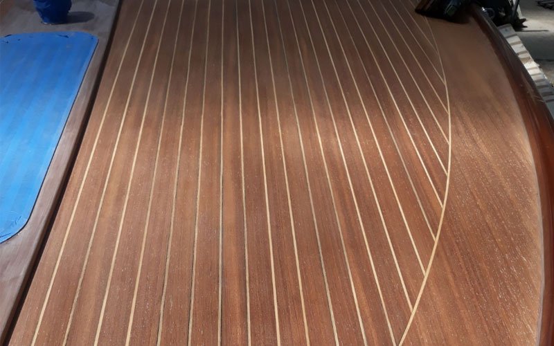 Yacht exterior and deck painting and polishing by the expert team of Sea Coat Innovations