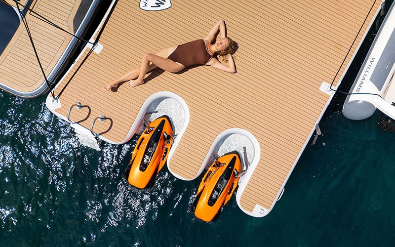 Searaft Is The Leading Manufacturer Of Customized Inflatable Marine Platforms. Any platform is designed and customized according to specific use.