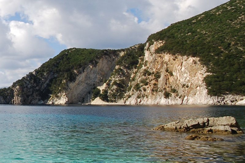 YACHTING CLUB ZAKYNTHOS offers a comprehensive range of agency services throughout Greece with its own network. We are available 24 hours/7 days.
