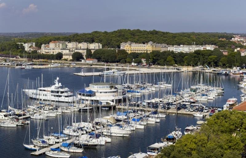 ACI Marina Pula has got 192 sea berths, for boats up to 40m in length. Since it is a city marina is the port of authority and it provides high services.