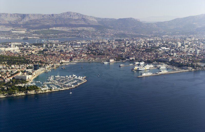 ACI Marina Split is open all year round, its long breakwater providing excellent protection from rough seas and southerly winds.