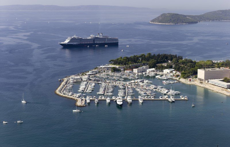 ACI Marina Split is open all year round, its long breakwater providing excellent protection from rough seas and southerly winds.