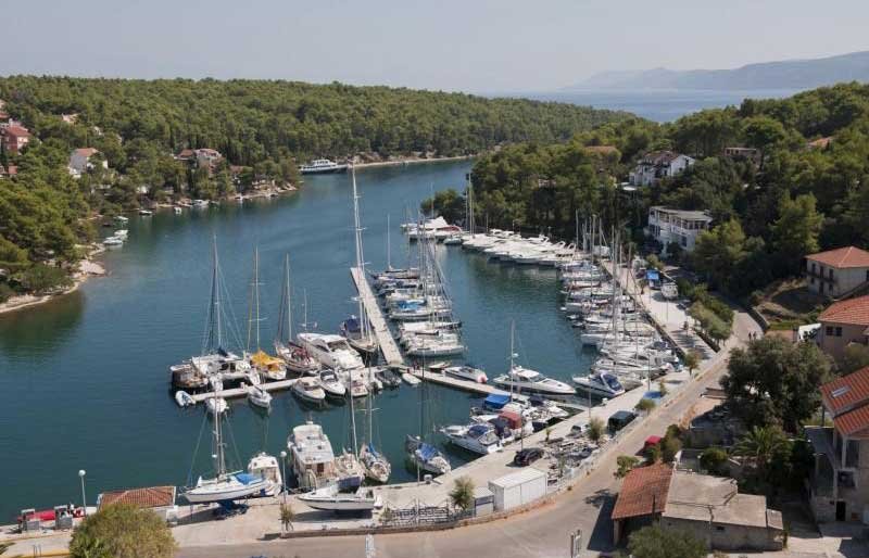 ACI Marina Vrboska, located in the outer part of the harbour of Vrboska It is well protected in a fjord-like bay and it is open all year round.