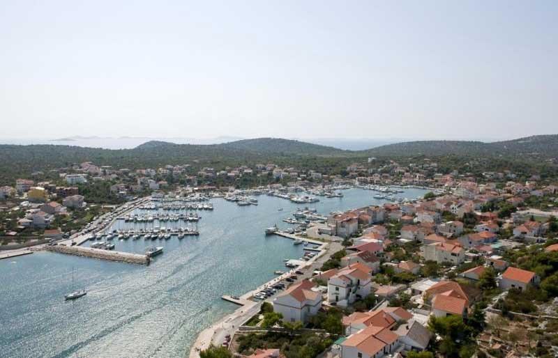 ACI Marina Jezera is one of the most awarded and eco-friendliest nautical centres in northern Dalmatia and a proud winner of the Blue Flag.