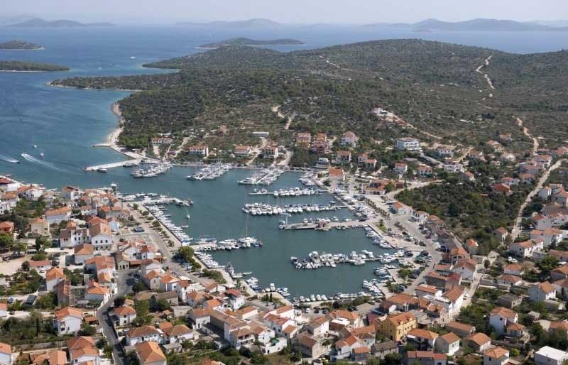 ACI Marina Jezera is one of the most awarded and eco-friendliest nautical centres in northern Dalmatia and a proud winner of the Blue Flag.