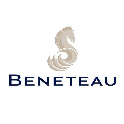 BENETEAU is committed to offering exclusive services to its boaters and gracefully puts 136 years of expertise at the heart of a long-lasting relationship.