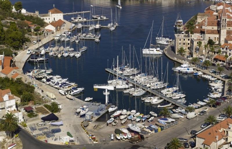 ACI Marina Milna has183 wet berths and 15 dry berths. Thanks Its positions sheltered from all winds and is one of the safest bays for charters.