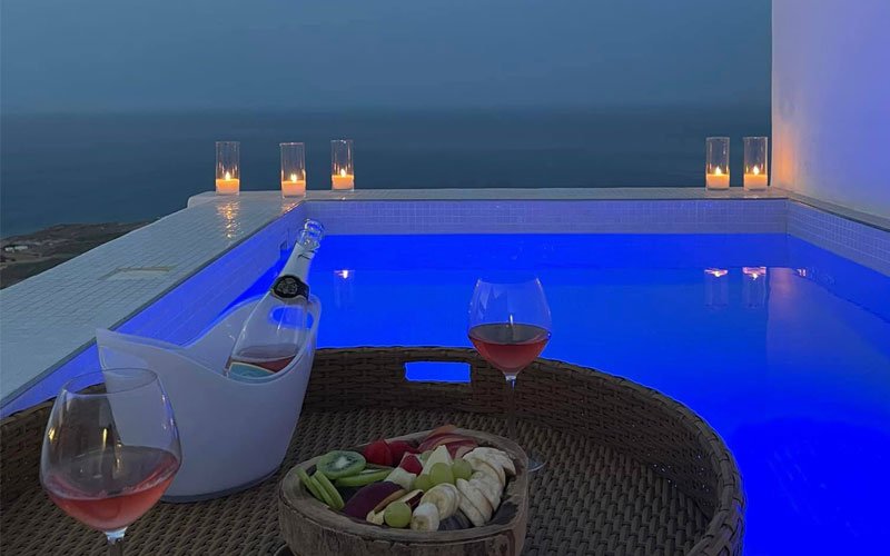 Santorini Best has as aim to provide accurate, valid and up to date information in order for our users to be able to organize their trip in detail.