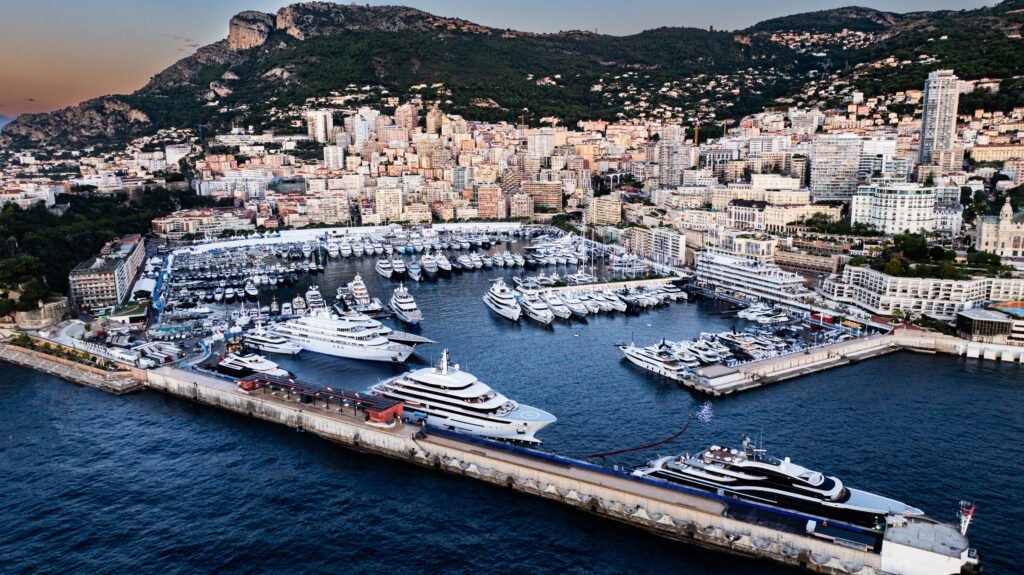 The Monaco Yacht Show launches the first edition of the Blue Wake Awards
